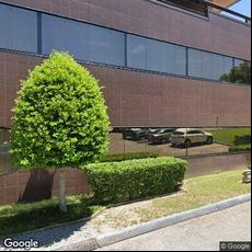 Stephen J Lindsey DDS, dentists office located at 5180 Park Ave Ste 310, Memphis, TN.