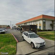 Oakland Smile Dental, dentists office located at 8105 Edgewater Dr, Oakland, CA.