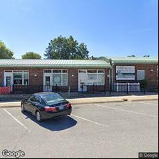Hentscher-Johnson Orthodontics, dentists office located at 200 E Mill St, Waterloo, IL.