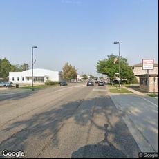 Universal Dental Clinics, orthodontists office located at W 79th St, Burbank, IL.