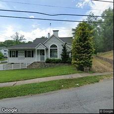Wayne Hollar, DDS, MAGD, dentists office located at 614 Hospital Ave NW, Hickory, NC.