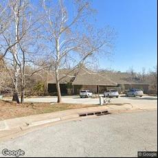 Edmond Family Dental Designs, dentists office located at 233 E 10th Street Plz, Edmond, OK.