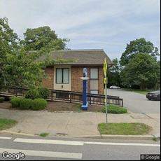 Warren Dental Associates, dentists office located at 634 Main St, Warren, RI.