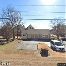 Red Bud Dental, dentists office located at 805 Red Bud Rd NE, Calhoun, GA.