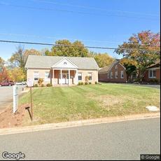 Holcomb Savage & Warwick, dentists office located at 1910 Thomson Dr, Lynchburg, VA.