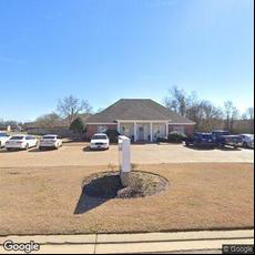 Life Dental Group, dentists office located at 115 Bridgeton Plz, Byram, MS.