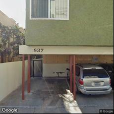 Davis Smiles Dentistry, dentists office located at 937 12th St, Santa Monica, CA.
